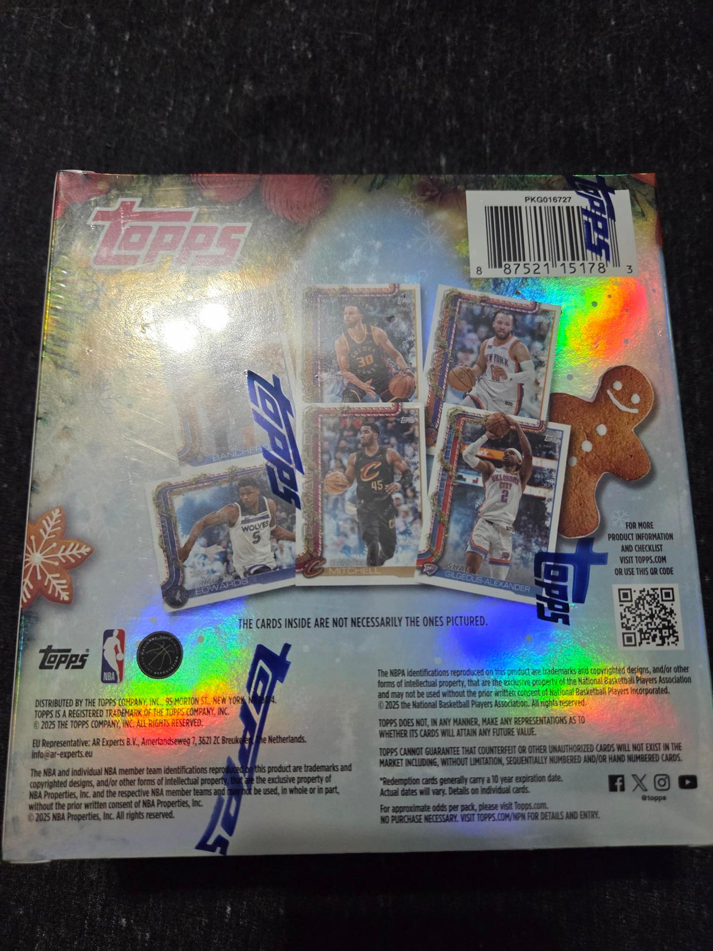 2025 Topps Holiday Basketball Mega Box