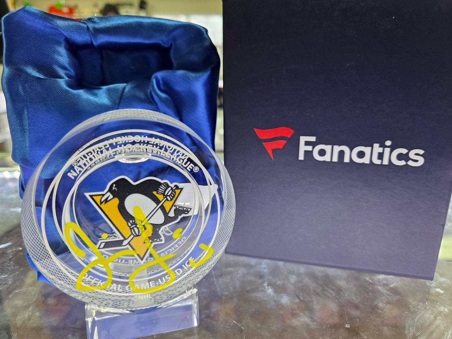 Jaromir Jagr Signed Crystal Puck